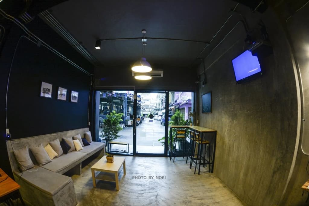 The Backpack Hostel - photo 11