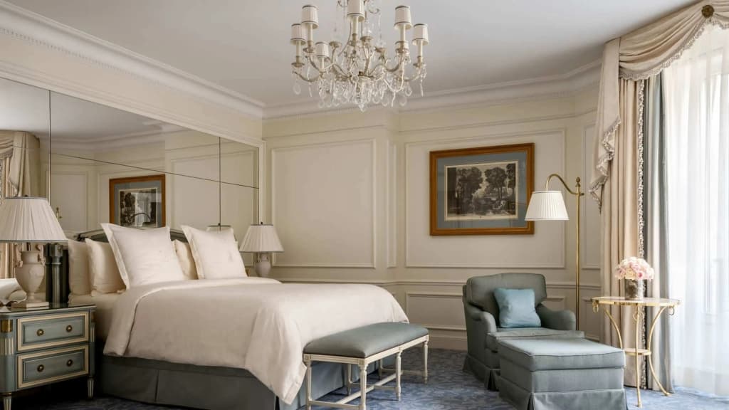 Four Seasons George V Hotel - photo 7