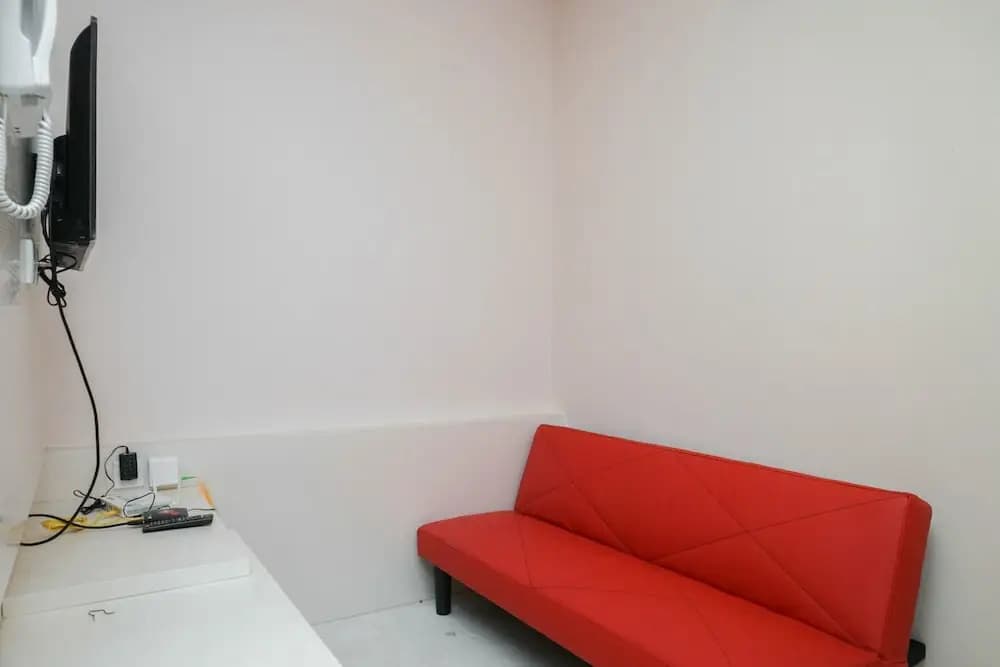 Modern 1BR Apartment at Puri Orchard - photo 4