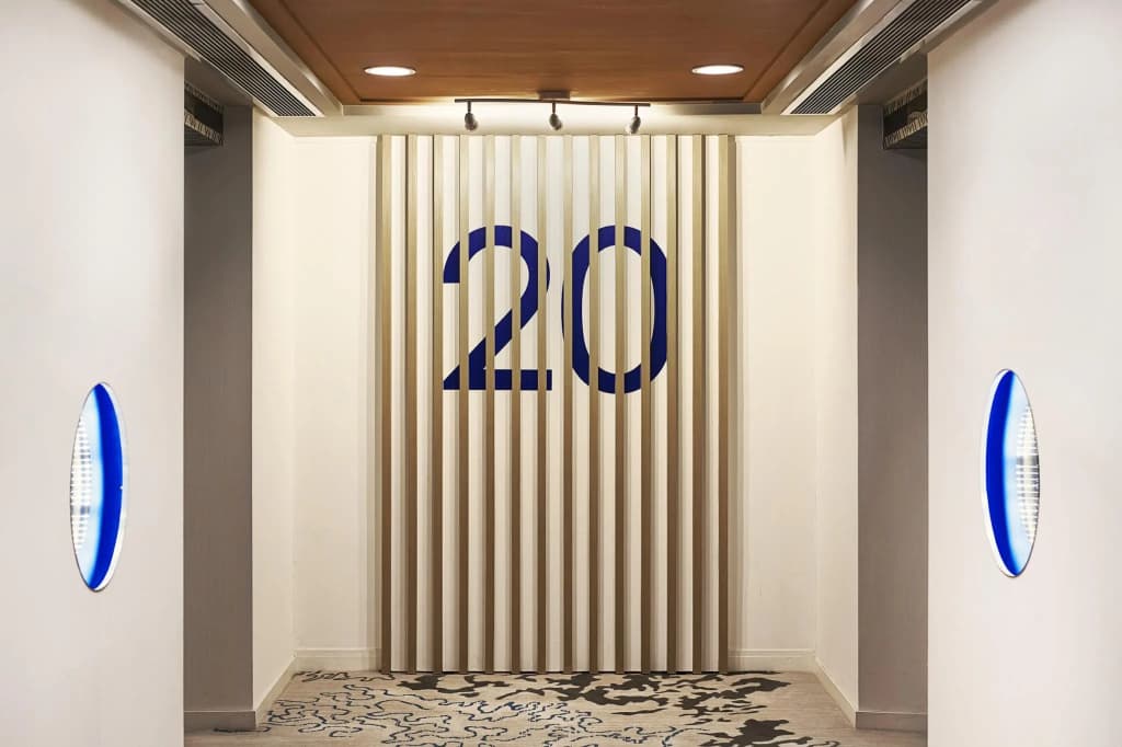 Ying'nFlo Hotel, Wesley Admiralty, Hong Kong - photo 17