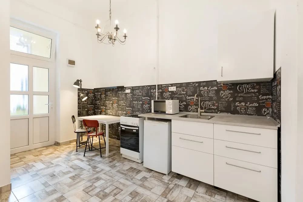 Apartment Cafe - photo 12