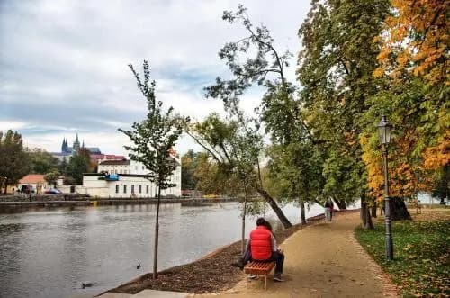 Riverside Apartment - photo 8