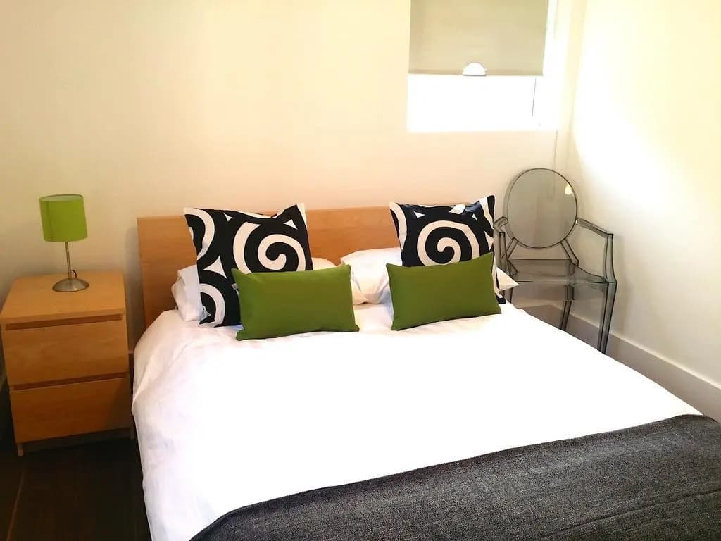 Victorian Terraced Apartments - photo 4