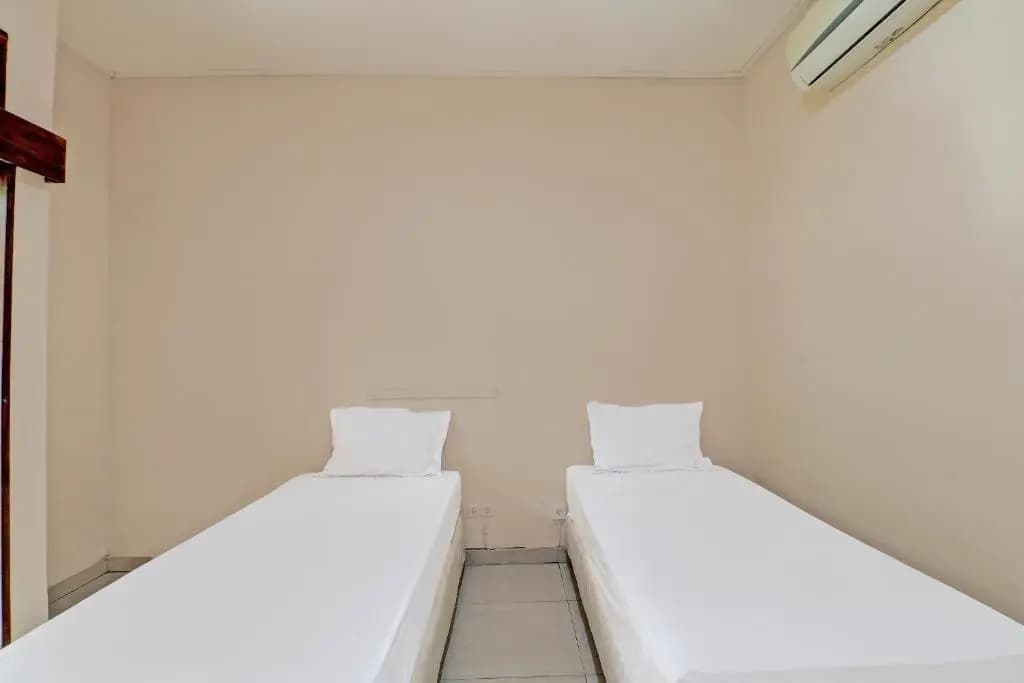 OYO 92017 Sari Agung Hotel - photo 10