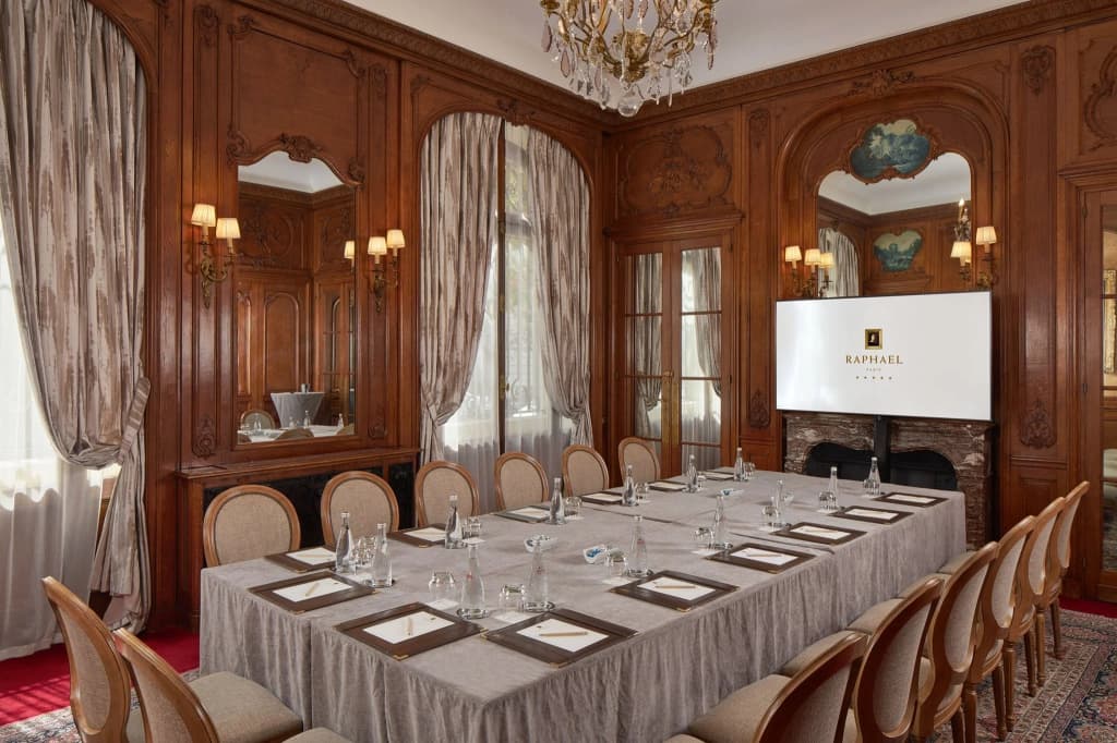 Hotel Raphael - photo 45
