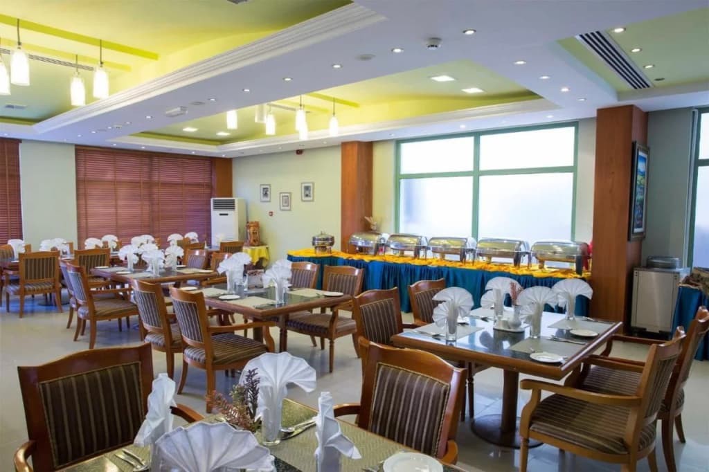 Safeer Plaza Hotel - photo 3