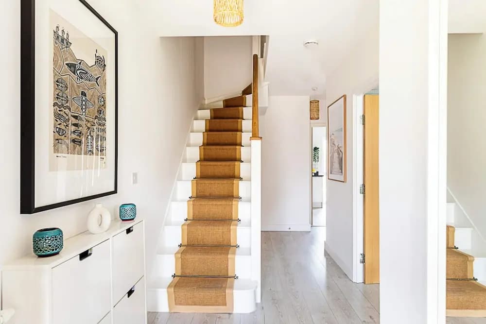 Semi-detached House With Modern Bespoke Interior - photo 23