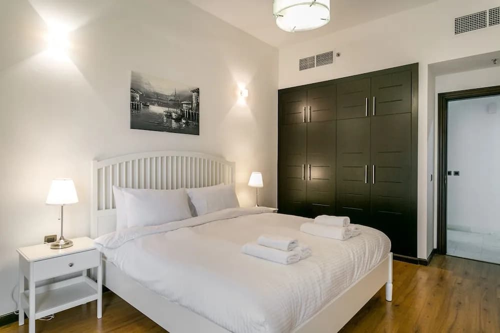 One Perfect Stay - Al Murad Tower - photo 9