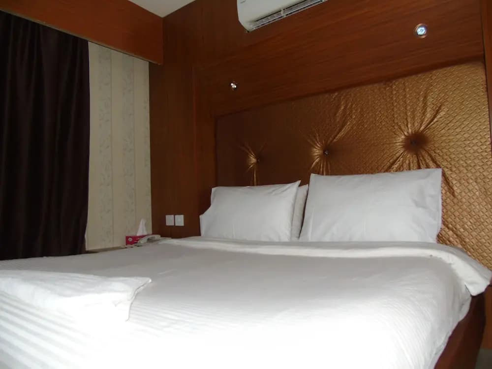 Al Burj International Hotel - photo 13