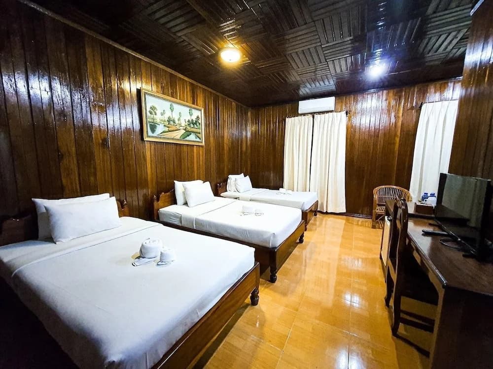 Sam Moon's Hotel Angkor - photo 4