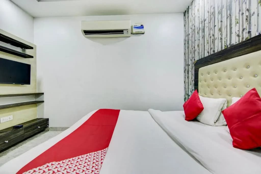 OYO Flagship 80529 Sg Hotel - photo 7