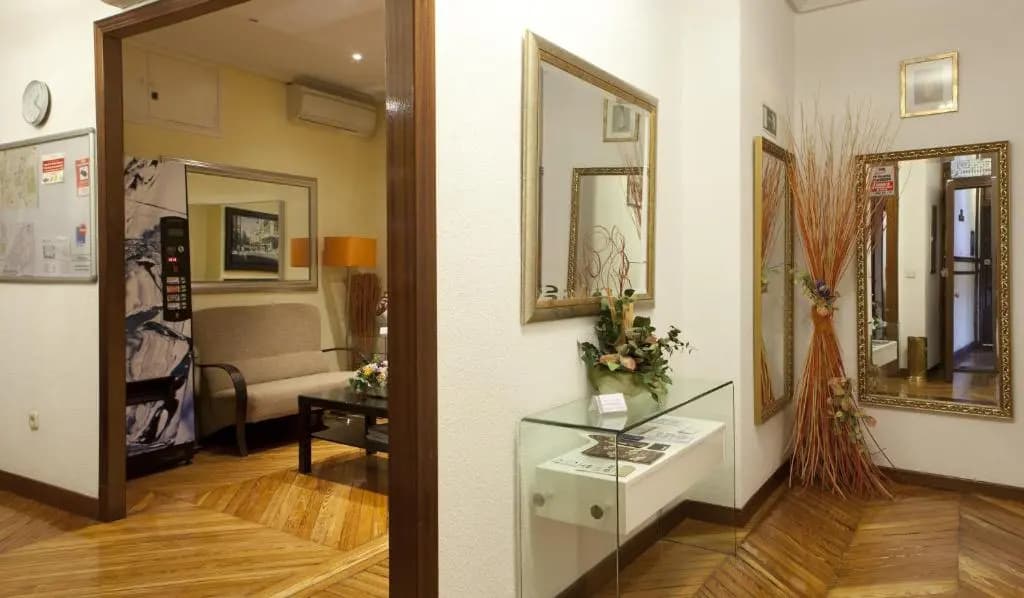 Hostal Los Alpes - photo 6