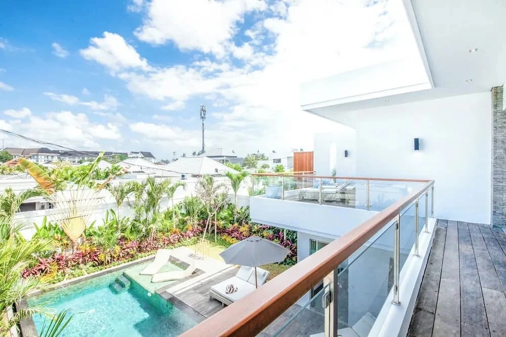 Chic 2BR Villas, Brawah Hub, 300m to Coastal Bliss - photo 7