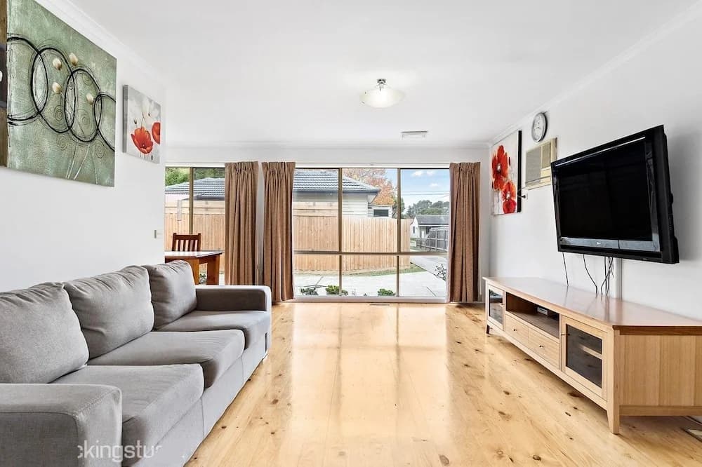 Maroondah 3 Bedroom House - photo 2