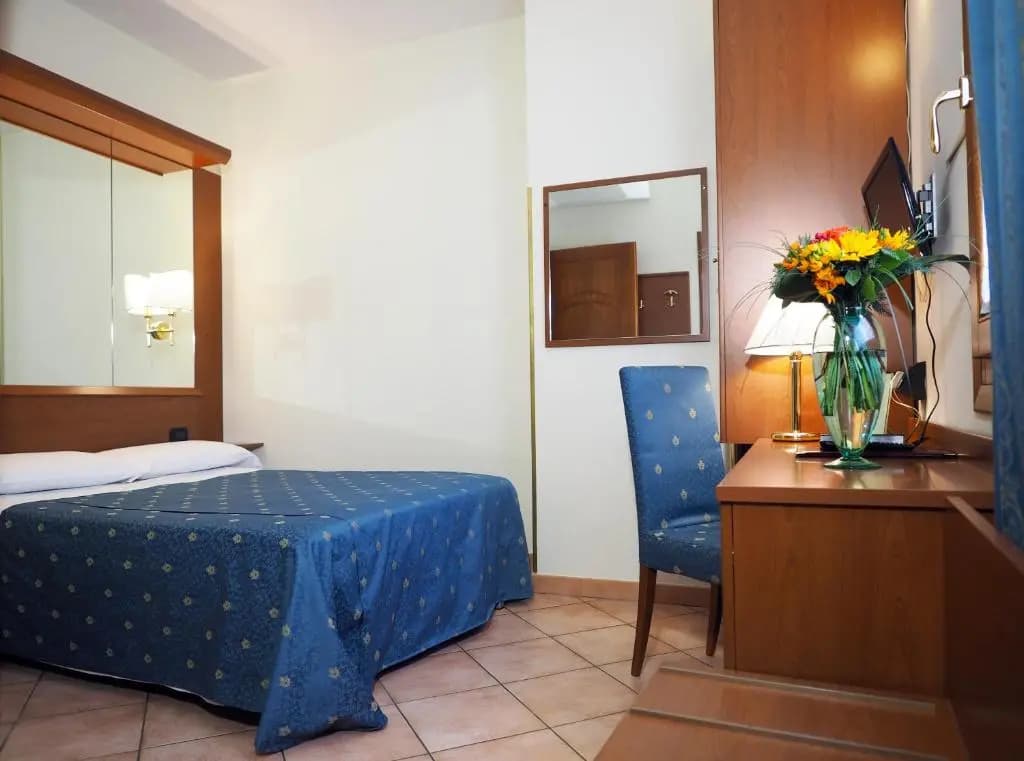 Hotel Cris - photo 4