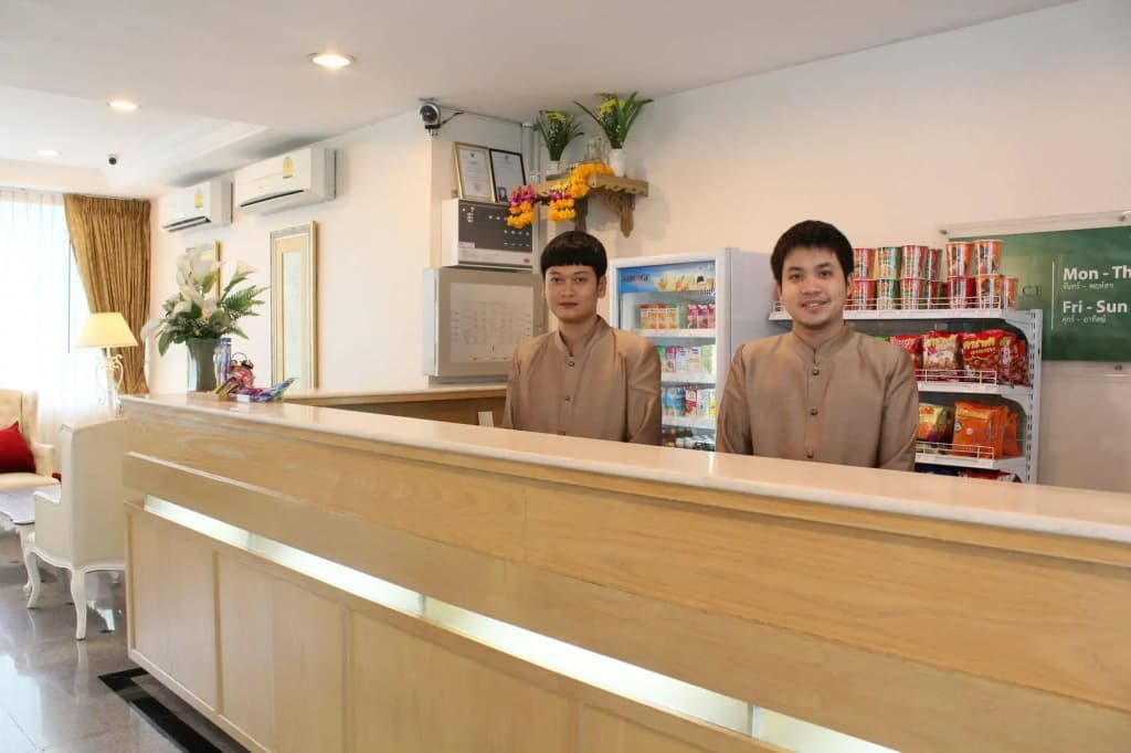Romance Hotel Bangna - photo 20