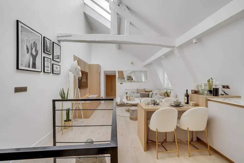 Historical Apartment in the Heart of Paris - 4 - photo 13