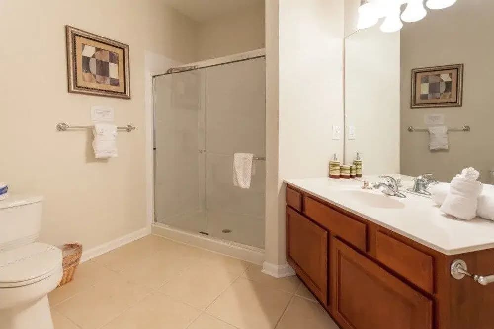 4114 Breakview Dr 307 2 Br condo by RedAwning - photo 8