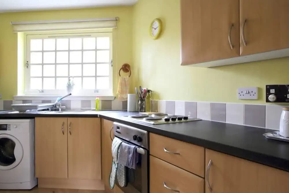 1 Bedroom Apartment By The Meadows - photo 11
