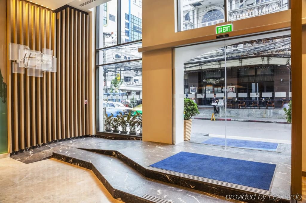 S33 Compact Hotel - photo 5