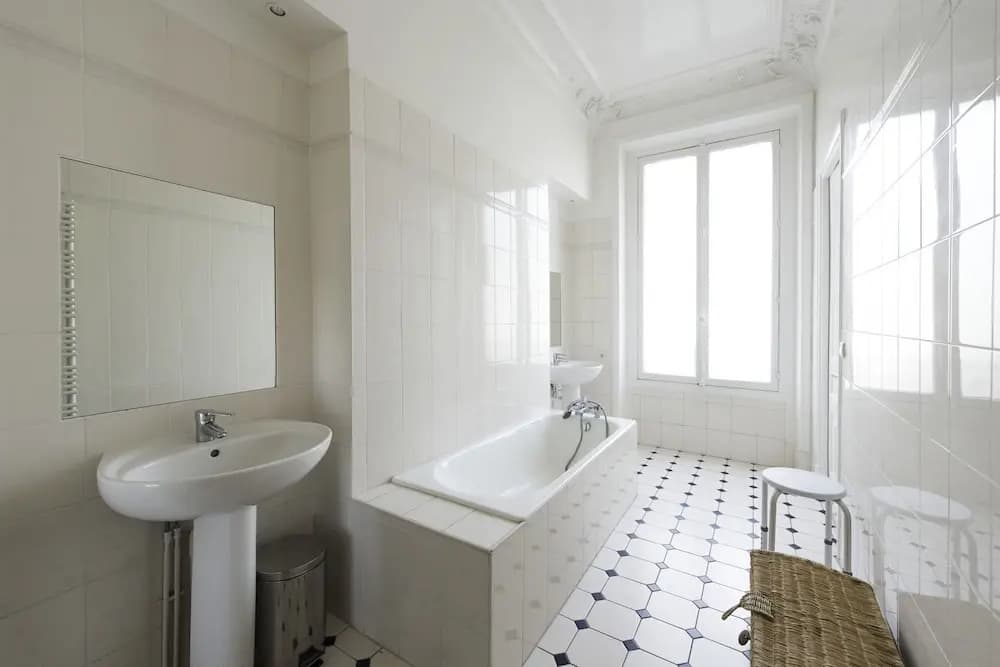 Champs-Elysees Hideaway - photo 7