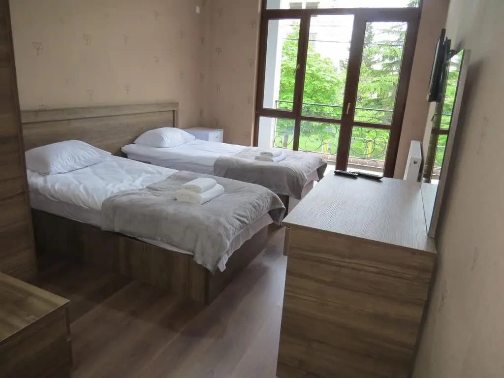 Hotel Nirvana - photo 5