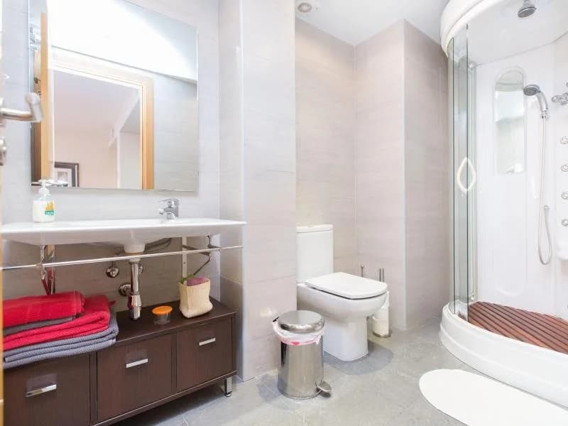 Universitat Suites - photo 10