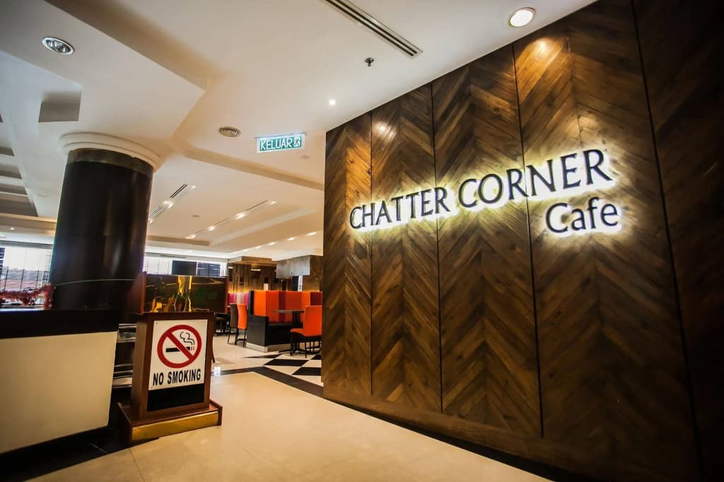Crystal Crown Hotel - photo 20
