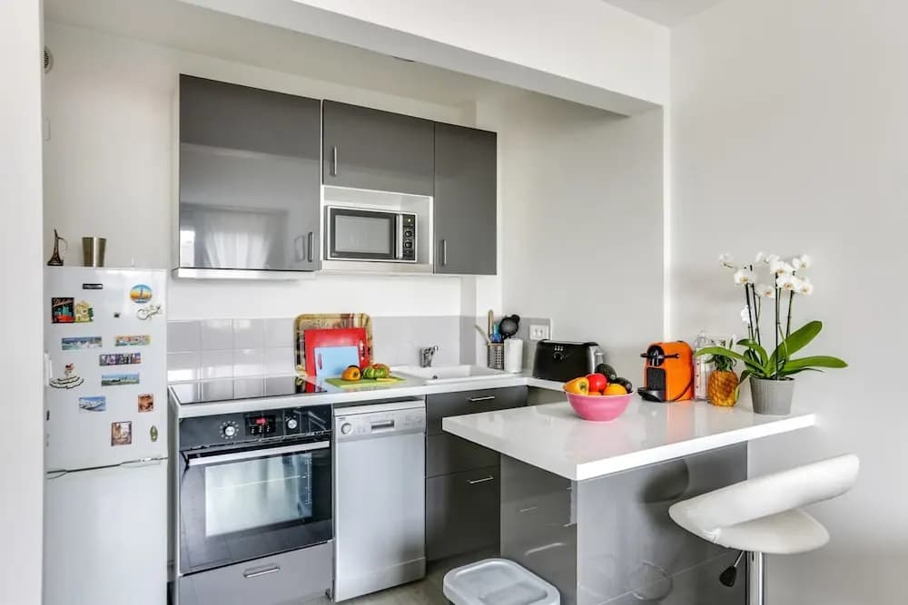 Bright Flat for 4 Person 5 Mins From Parc Montsouris - photo 12