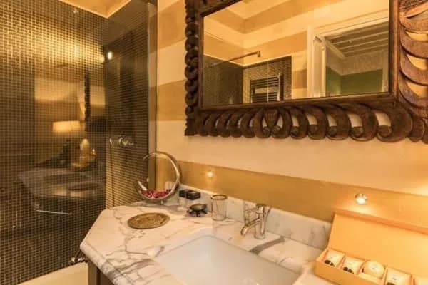 Hemeras Boutique House Suite Dello Specchio - photo 6