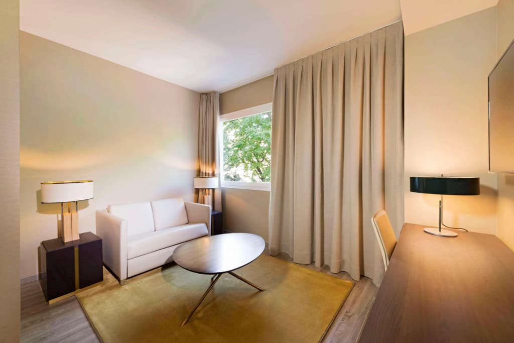NH Collection Madrid Suecia - photo 35