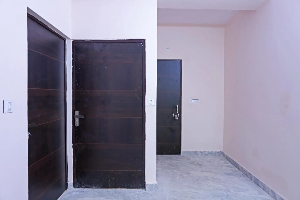 Collection O 48359 Lal Residency - photo 3