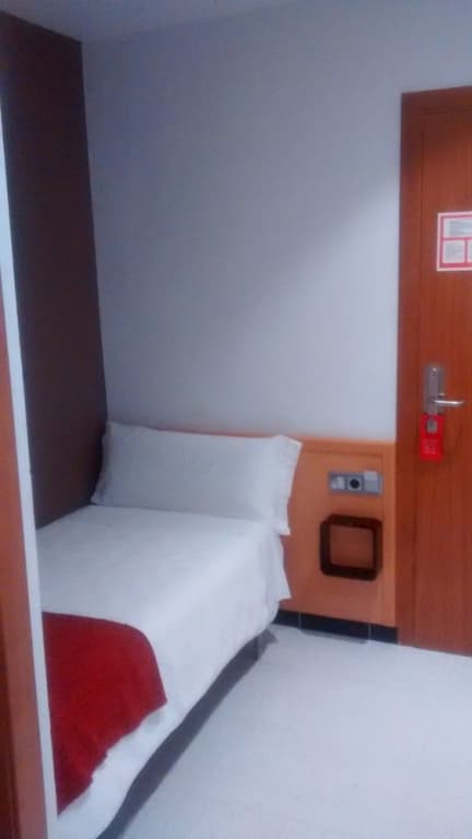 Hostal Apolo - photo 23