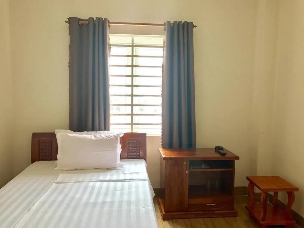 Gia Loi Hotel - photo 2