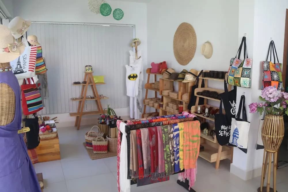 New Riverside Guesthouse - photo 12