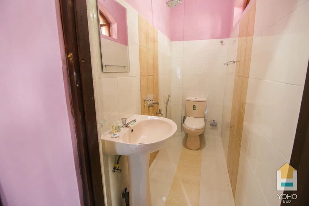 Yoho Bro Hotel - photo 16