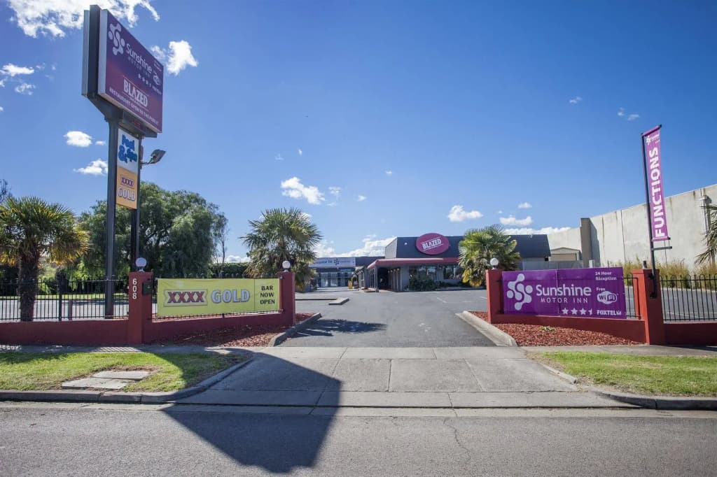 Sunshine Motor Inn - photo 21