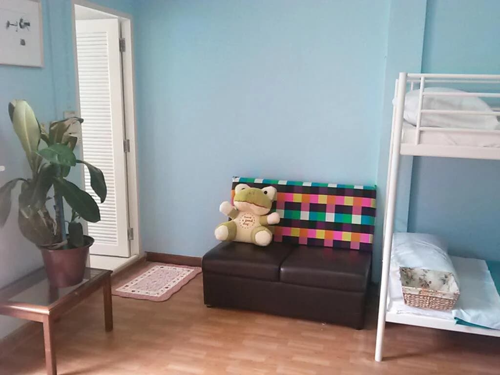 Honey House - photo 2