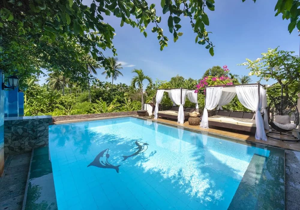 VIP Garden Villa and Pool - photo 17