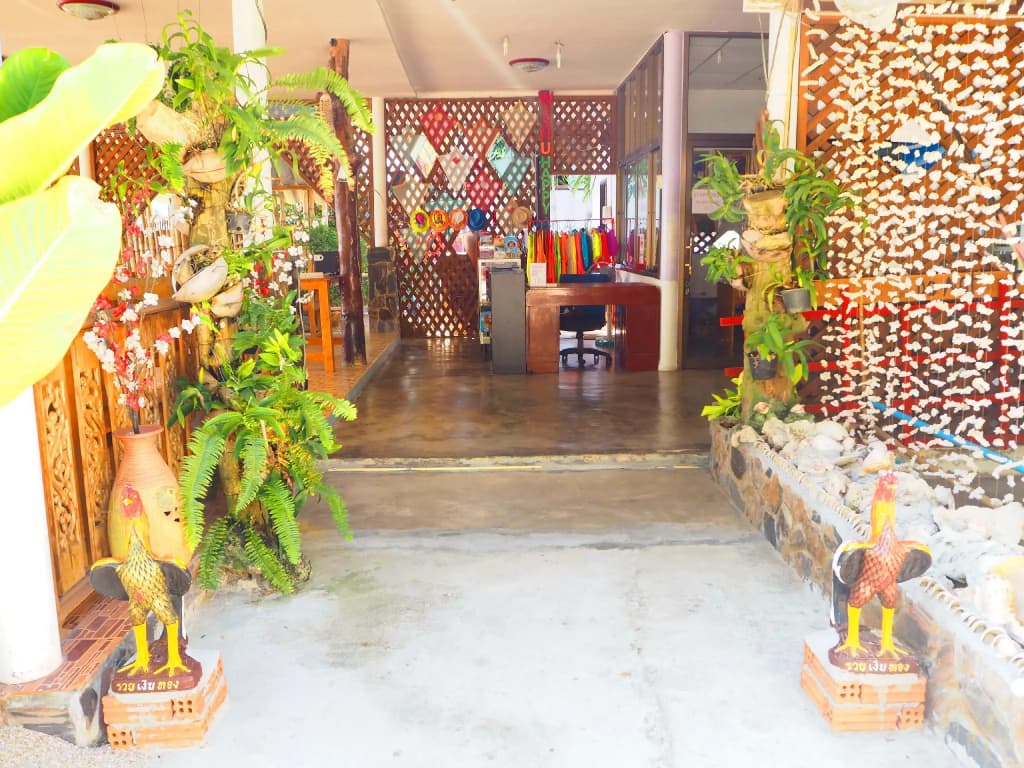 The Scenery Beach Resort - photo 2