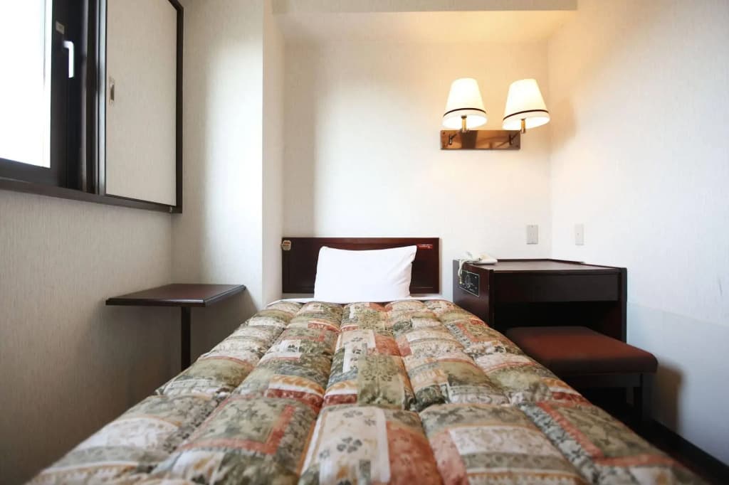 Tokyo Inn - photo 4