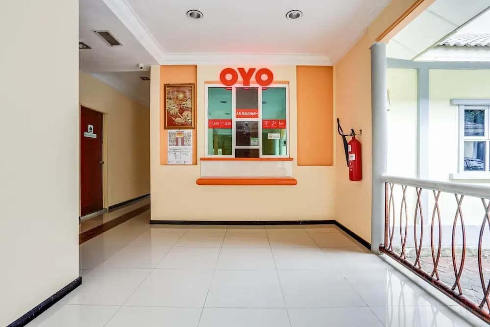 OYO 89660 Raudhah Inn Hotel - photo 10