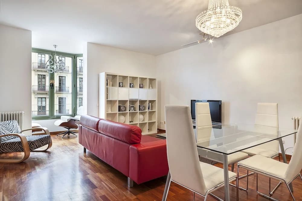 Uma Suites Luxury Downtown - photo 13