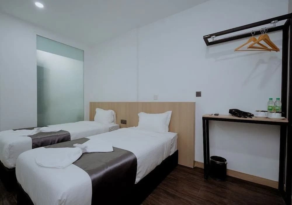 Kimal Hotel @ off Jalan Tupai - photo 4