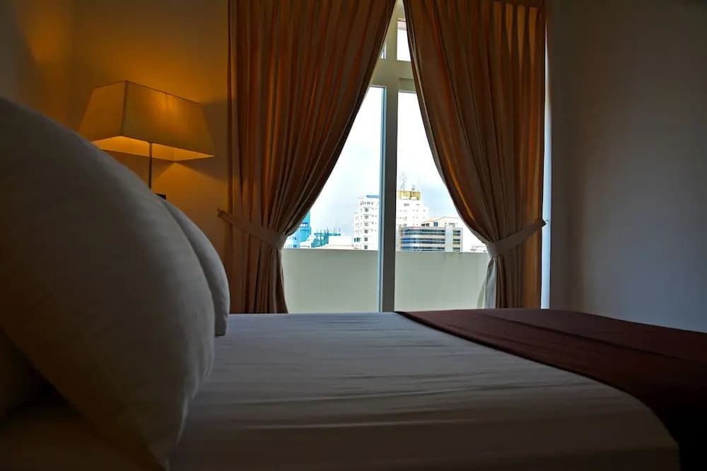 Panoramic Holiday Apartment Colombo - photo 3
