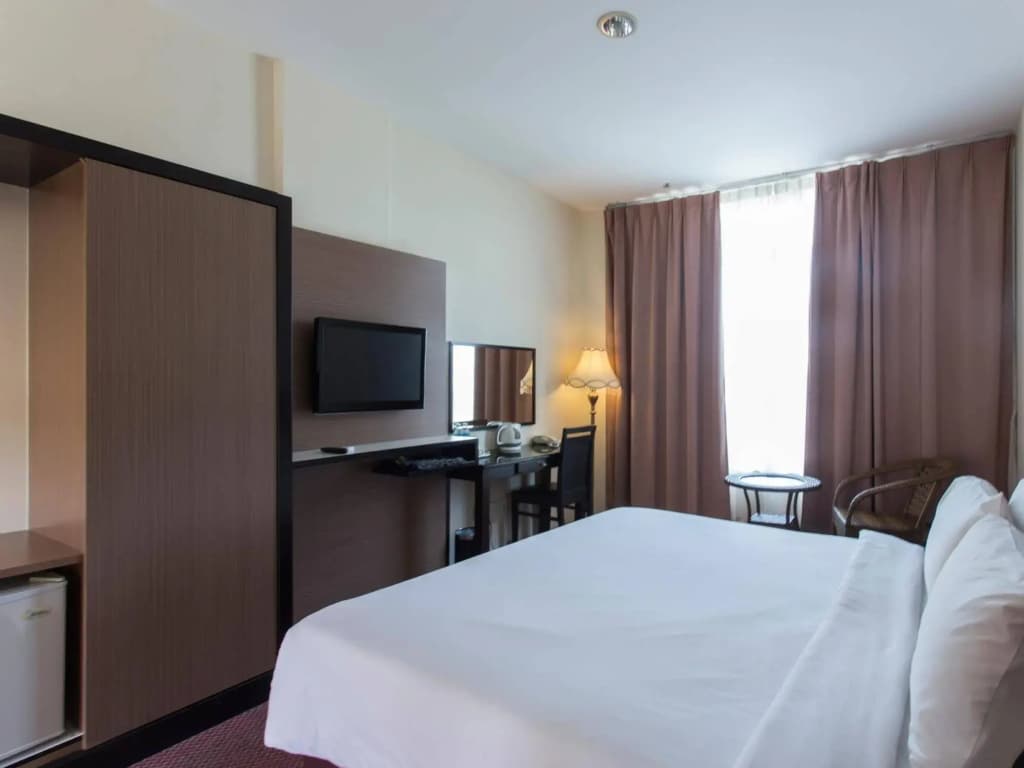 World Youth Hotel - photo 7