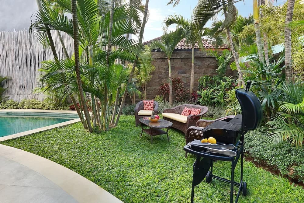 Seminyak White Design Villa - photo 17