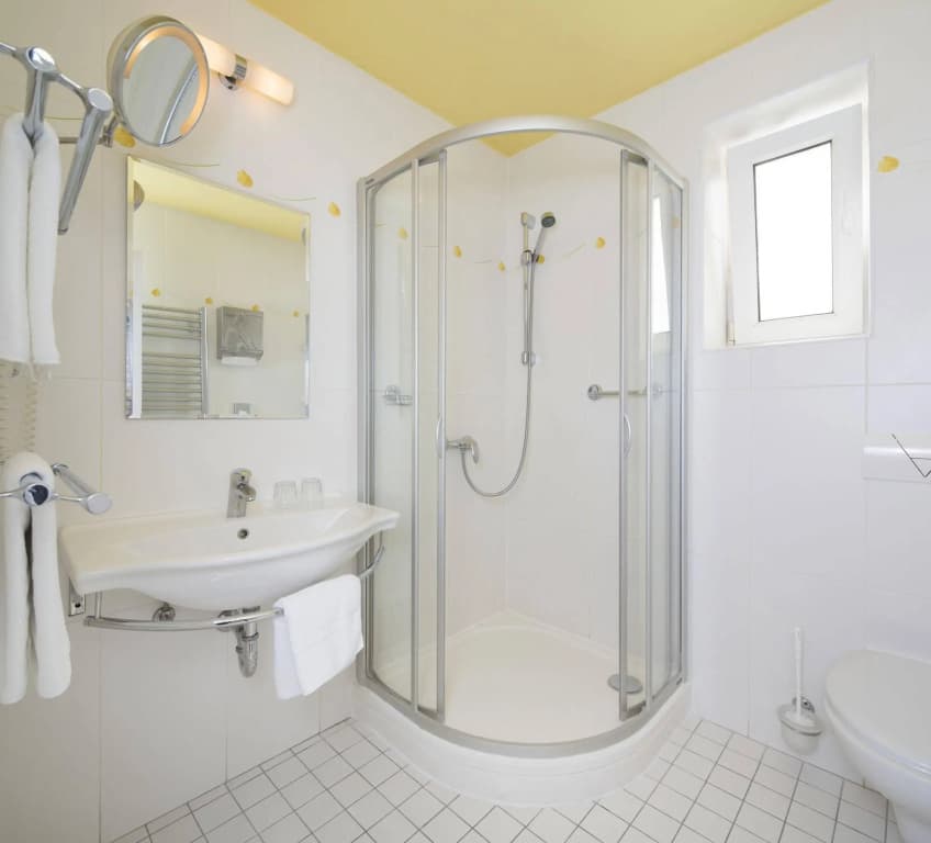 Hotel Julian - photo 8