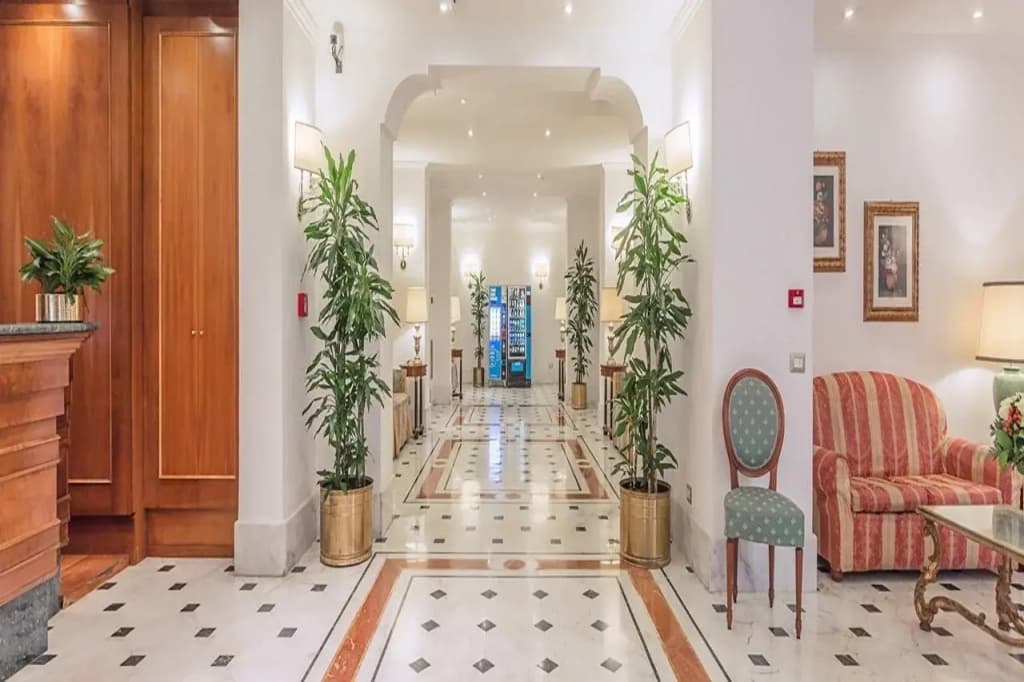 Raeli Hotel Regio - photo 15