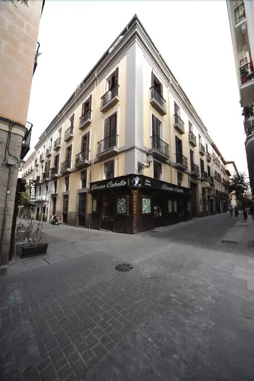 Piso de Lujo en el Centro - photo 1